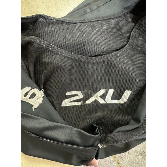 2XU Women's 1/2 Zip Running Singlet Tank Top Size XS Back Pocket Marathon - Picture 3 of 5